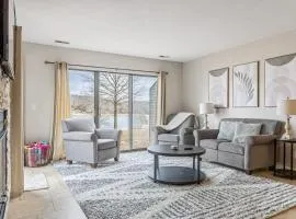 Lionshead Lake Retreat