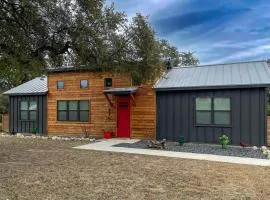 Secluded Hill Country Getaway with Spa and Sauna