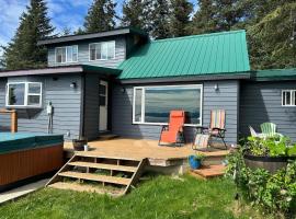 Paradise Suites The Wolf Den，位于荷马的酒店