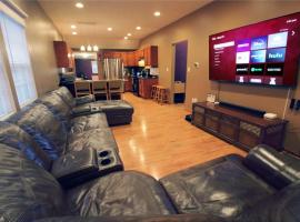 SMART Home close to downtown, MSU, and more，位于斯普林菲尔德的酒店