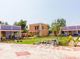 La Mithila Resort，位于Puducherry Airpoert的酒店