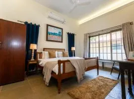 ELIVAAS Casa Mocha - Exquisite 5BHK Retreat with Pvt Pool & Verandah