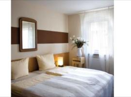 皇冠酒店，位于奥斯特菲尔登的酒店