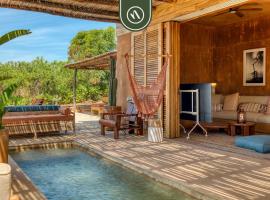 Stunning Two-bedroom Ocean View House - Mazul，位于Tlachicón的酒店