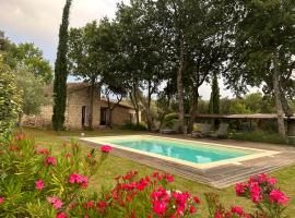 Chambre dans bastide au milieu des vignes，位于梅内尔伯的酒店