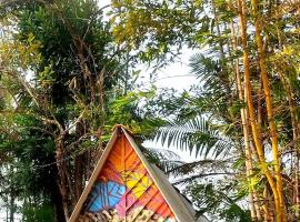 Luz de Maria cabanas r&uacute;sticas ilha de cotijuba，位于贝伦的豪华帐篷营地