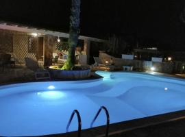 LE VILLETTE di CALA MADONNA，位于兰佩杜萨的酒店