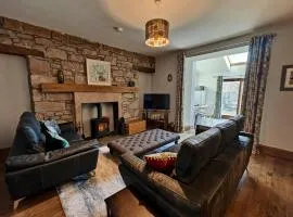 Sleepy Cottage