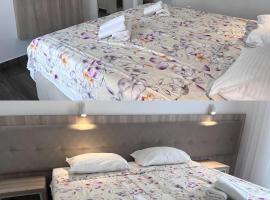 Rooms & Apartment Mama Mia，位于马林斯卡的民宿
