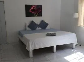 Hill View Rooms
