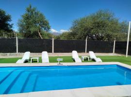 Chañar y Algarroba，位于卡法亚特的酒店