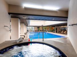 Ouro Minas Hotel Belo Horizonte, Dolce by Wyndham，位于贝洛奥里藏特的带按摩浴缸的酒店