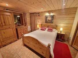 Chalet rénové et original, 8 pers., Valfréjus - FR-1-265-367