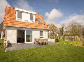 Great Farmhouse in De Cocksdorp with Garden