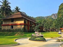通塞湾度假村，位于通塞海滩的酒店