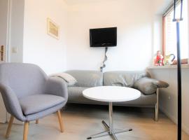 Haus Barbara - Schwimmbad und Sauna im Haus- Whg 5，位于格洛米茨的酒店