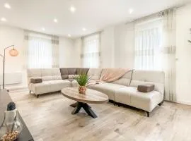 HOMEY SAKINE- Proche centre- Netflix- Wifi