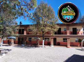Hotel hacienda las barrancas del cobre，位于Areponapuchi的酒店