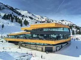 Apartment in Kaltenbach at the ski slope