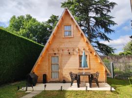 Tipi chic et cosy de 35m2 avec piscine，位于蓬塔克的酒店