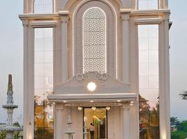 Hotel Aadarsh Palace，位于Bhadji的酒店