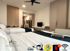 MODERN SUITE SUNSURIA Setia Alam At Shah Alam，位于莎阿南的酒店