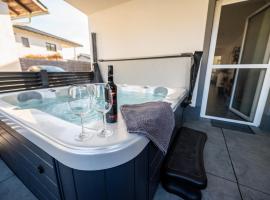 Schicke Wohnung in Seenähe!，位于Lengau的酒店