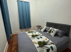 Casa de Huéspedes Providencia Baquedano，位于圣地亚哥的酒店