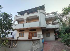 Feel Like Home Rkbeach，位于维沙卡帕特南的酒店