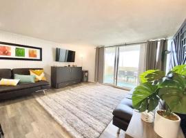 Luxury One-Bedroom Apartment with Ocean View，位于Hauula的酒店