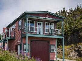 Boat House Loft，位于Port Rexton的酒店