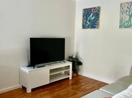 Guest room in Gungahlin