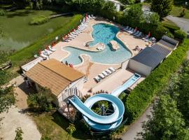 Mobil Home XXL 4 chambres - Camping Country Park，位于Touquin的露营地