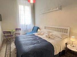 紫罗兰酒店，位于卢卡的酒店