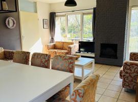 Recreatiebungalow Lochem，位于洛赫姆的酒店