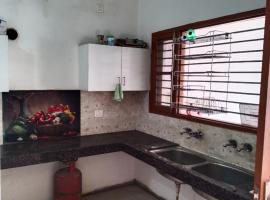 Home Stay in kharar，位于克勒尔的酒店
