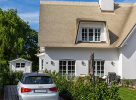 Ferienhaus "Wunderbar" Schwedengang 12，位于青斯特的乡村别墅