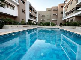 Luxury Condo in Tamraght, Agadir，位于阿加迪尔的酒店