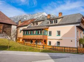 Hoamathaus II by Alpenidyll Apartments