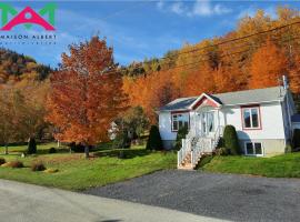 Maison Albert，位于Petite-Vall&eacute;e的自助式住宿