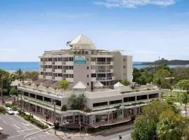 Central Mooloolaba Beachfront Apartment - Located in Sandcastles Resort