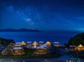 瀬戸内リゾートベッセルおおち，位于Higashikagawa的海滩酒店