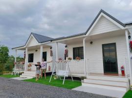 FarmStay Tawanchai ฟาร์มสุขตะวันฉาย YS，位于Ban Fak Huai的酒店