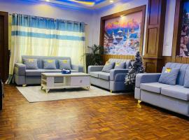 F square paradise hospitality，位于Thapathali的酒店