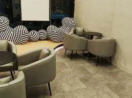 Modern 3BR Getaway Perfect for Families & Groups 10 pax