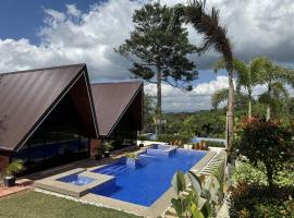 Everleigh Resort，位于Mataasnakahoy的酒店