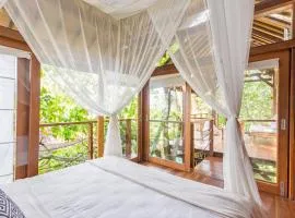 Coconut Corner - Ocean View Treehouse