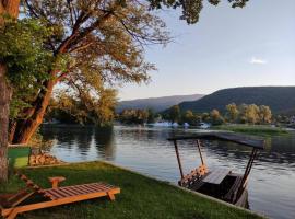 Luxury Villa Tale - Una，位于Ripač的酒店