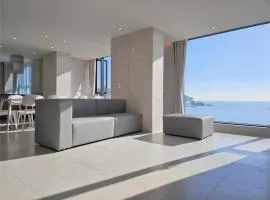 펜톤나인 해변열차 송정2호점