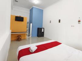 YUTAKA INN Bypass Mojokerto，位于Mojokerto的酒店